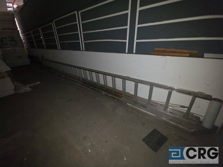 aluminum-extension-ladders-image-3