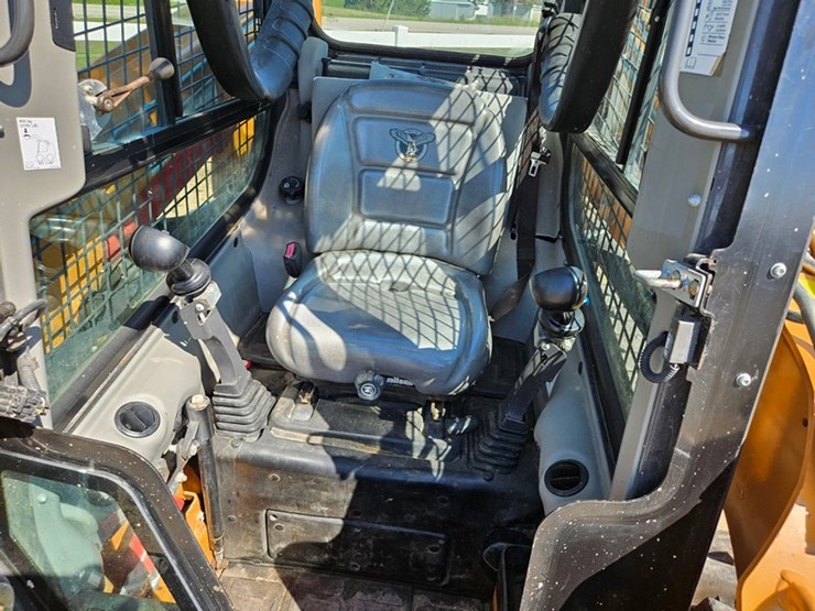 2020-case-sr210-image-31