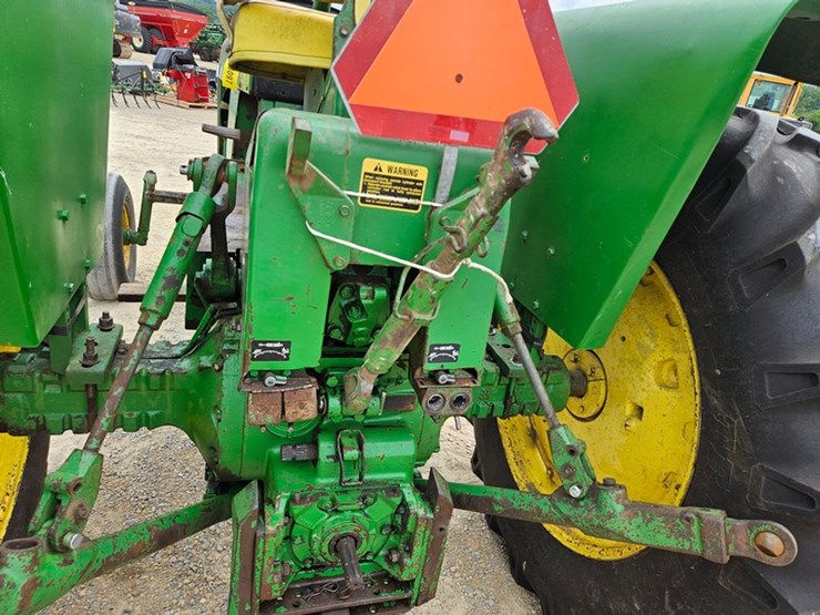 john-deere-4320-image-18