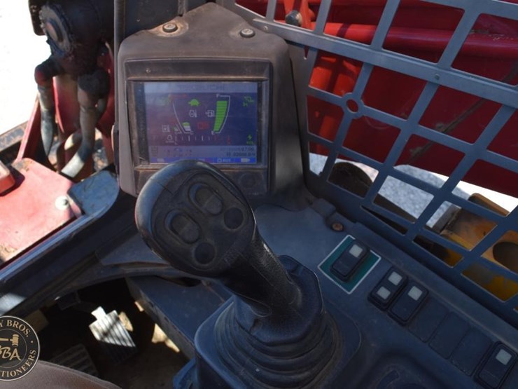 takeuchi-tl10v2-image-65