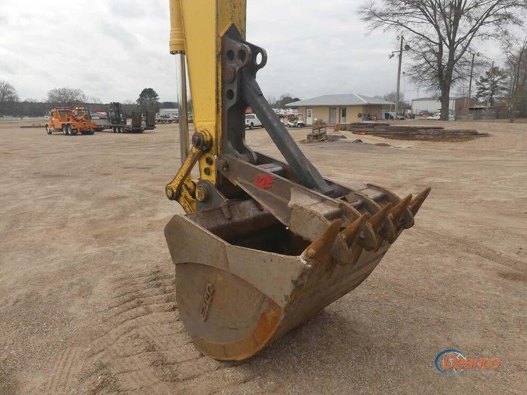 2016-komatsu-pc210-lc-11-image-6