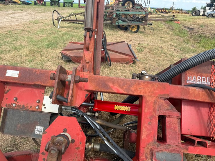 hardee-160-image-15