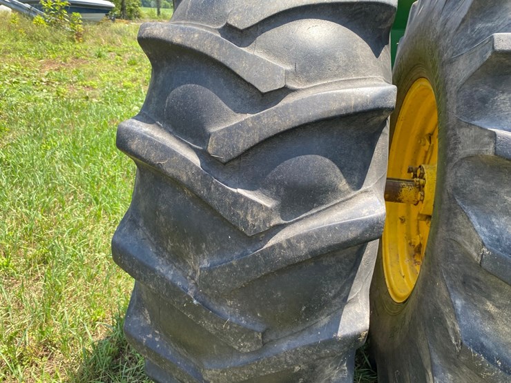 john-deere-8430-image-69