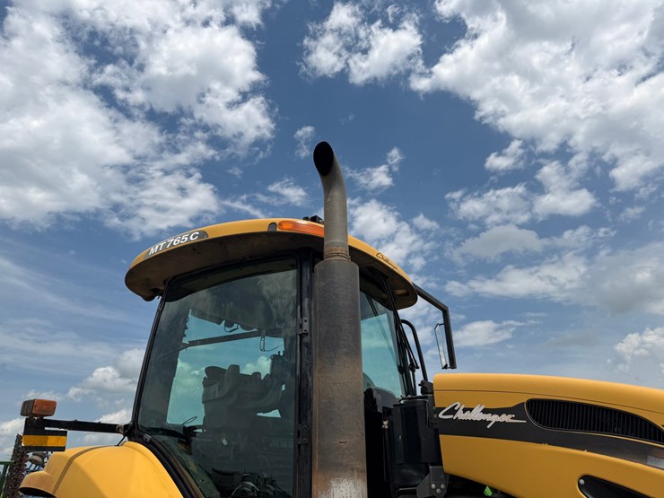 #51850-•-caterpillar-challenger-track-tractor-agcc0765hnwcd1157-inv#51850-image-52