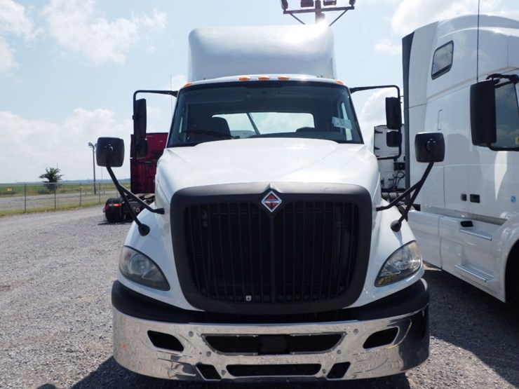 2018-international-prostar-image-2