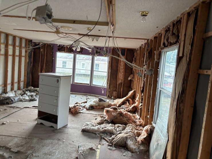#306-•-mobile-home-image-25