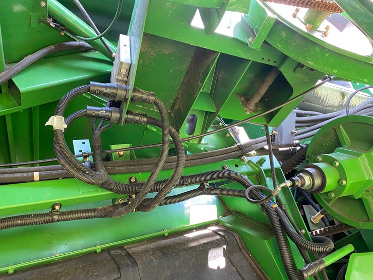 john-deere-9670-combine-4x4-image-47