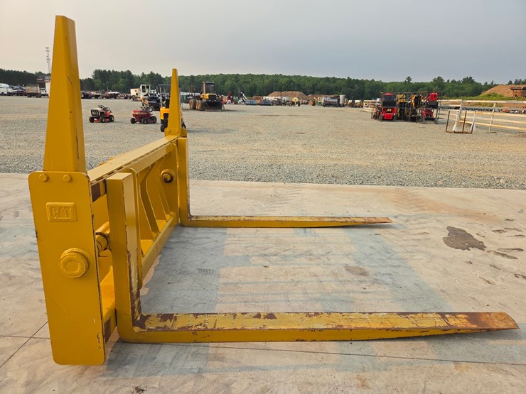 #5149-•-caterpillar-96"-loader-forks-image-6