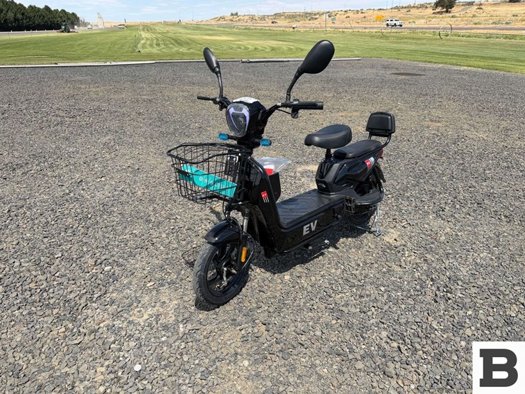 2026-sdlanch-two-wheeled-electric-vehicle-image-3