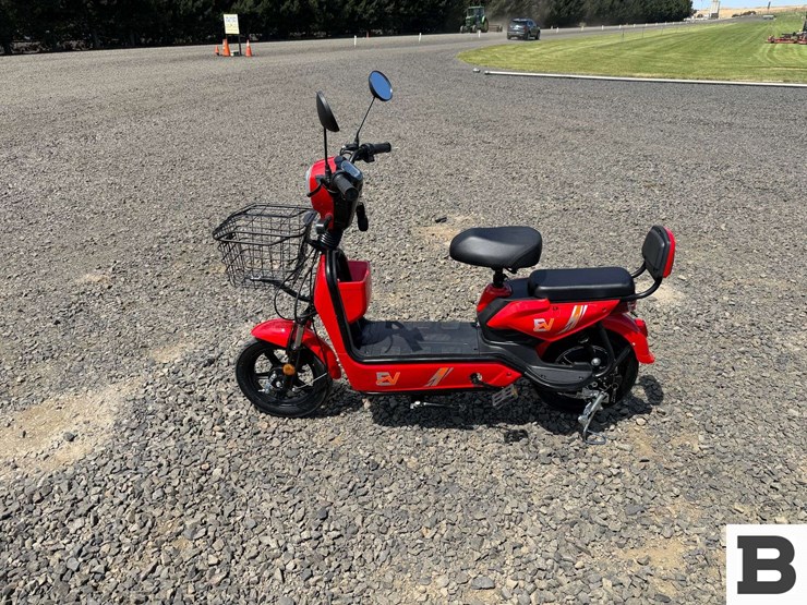 2026-sdlanch-two-wheeled-electric-vehicle-image-3