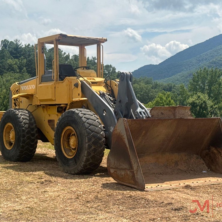 VOLVO L90E