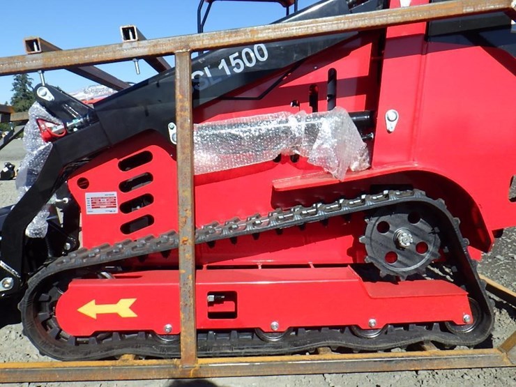 2026-sdlanch-ssl1500-skid-steer-tracked-loader-image-5