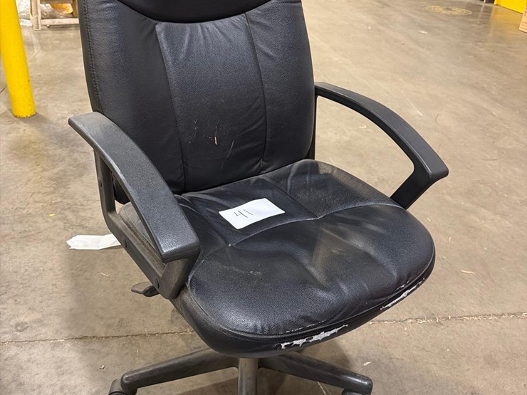 office-chair-image-1