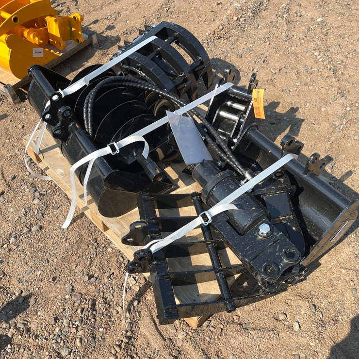 #18380 • Unused 2026 AGT Mini Excavator Attachments (Princeton, MN)