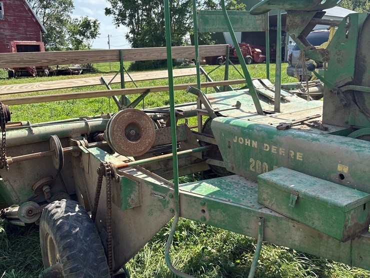john-deere-200a-image-7