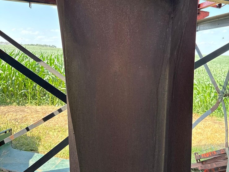 approx-300bu-holding-bin-with-stand-image-14