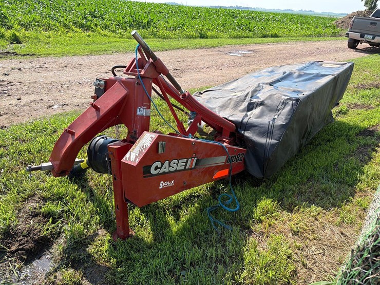 2011-case-ih-md82-image-4