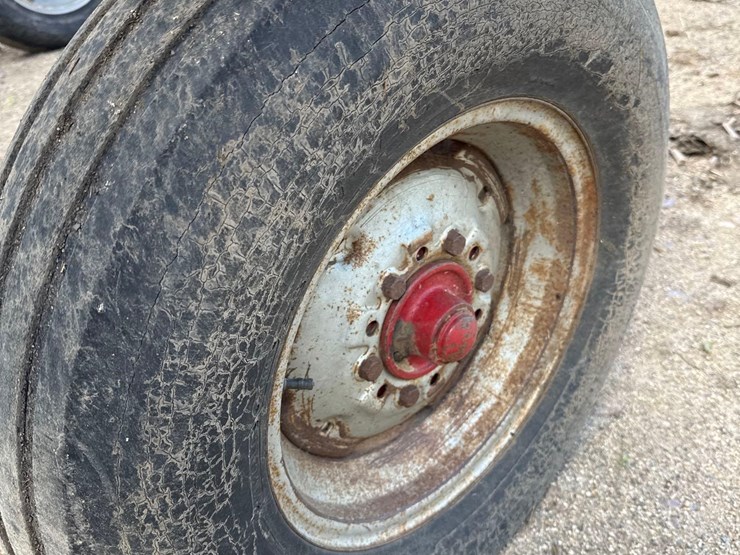 case-ih-4600-image-61
