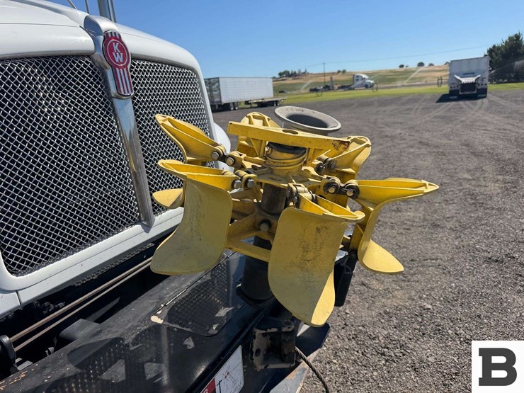 2017-kenworth-t370-image-61