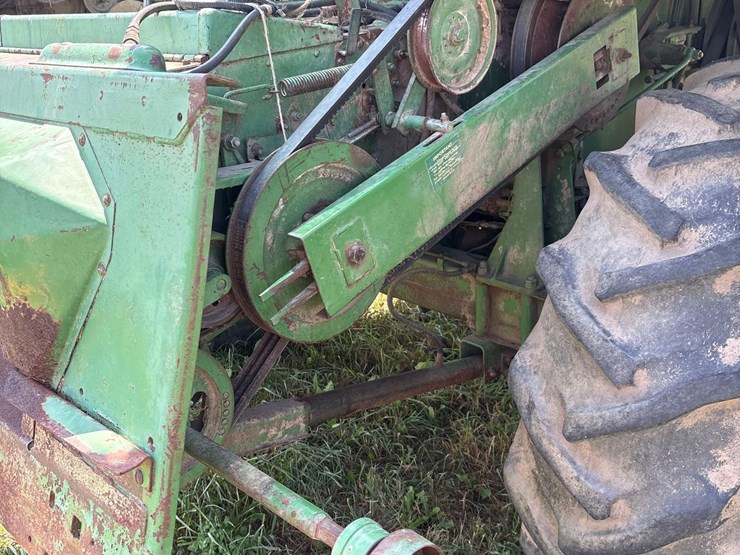 john-deere-4400-image-47