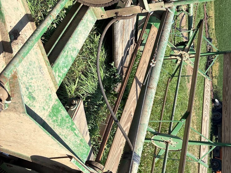 john-deere-200a-image-22