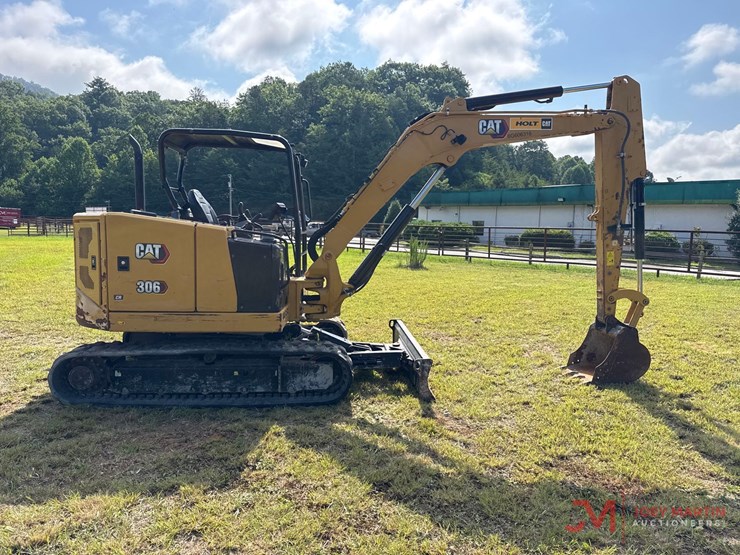 2021-caterpillar-306-cr-image-5