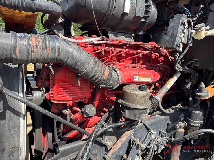 2013-kenworth-t660-image-21