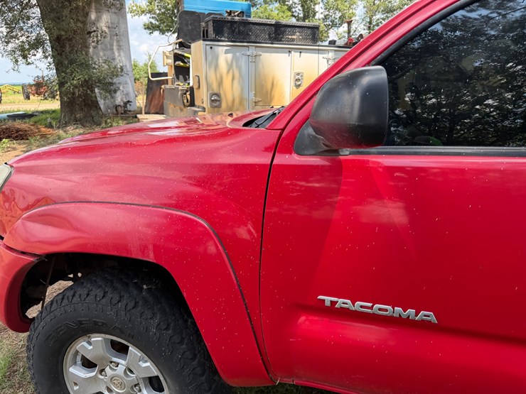 2006-toyota-tacoma-image-24