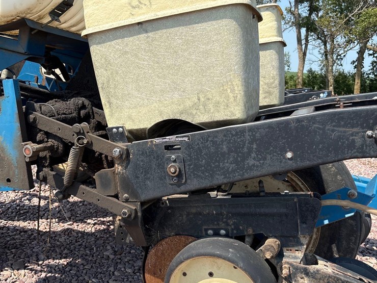 kinze-2210-image-34