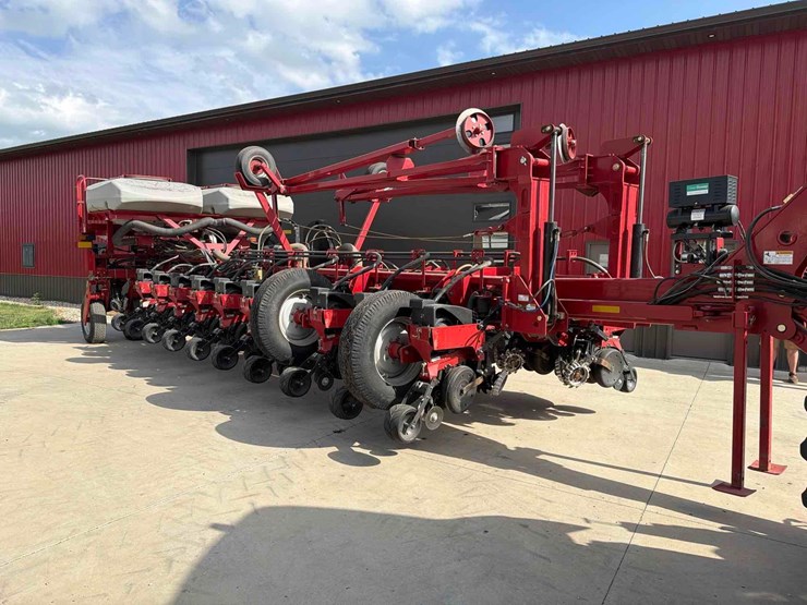 2012-case-ih-1250-image-1