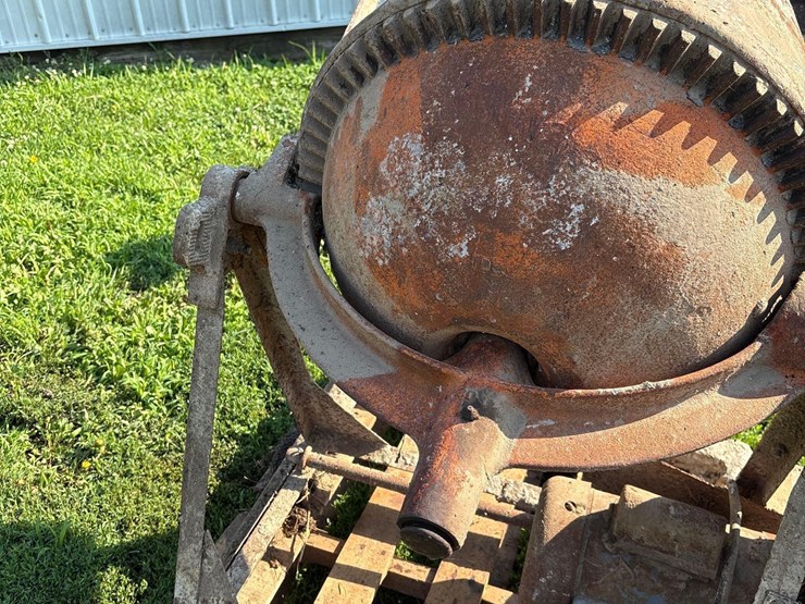 electric-cement-mixer-image-6