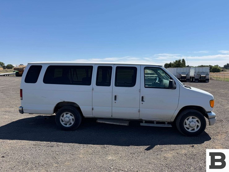 2003-ford-econoline-350-image-6