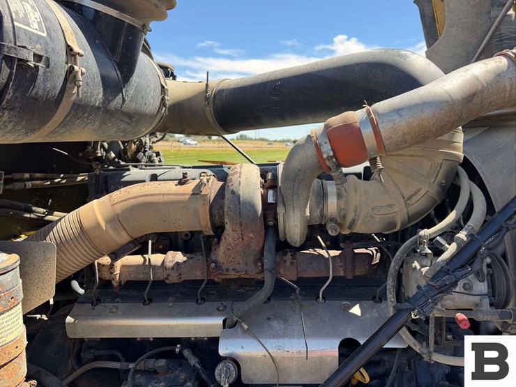 1999-mack-cl713-image-50