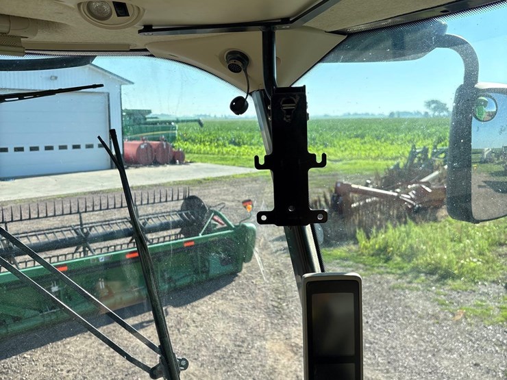 2012-john-deere-s680-image-81