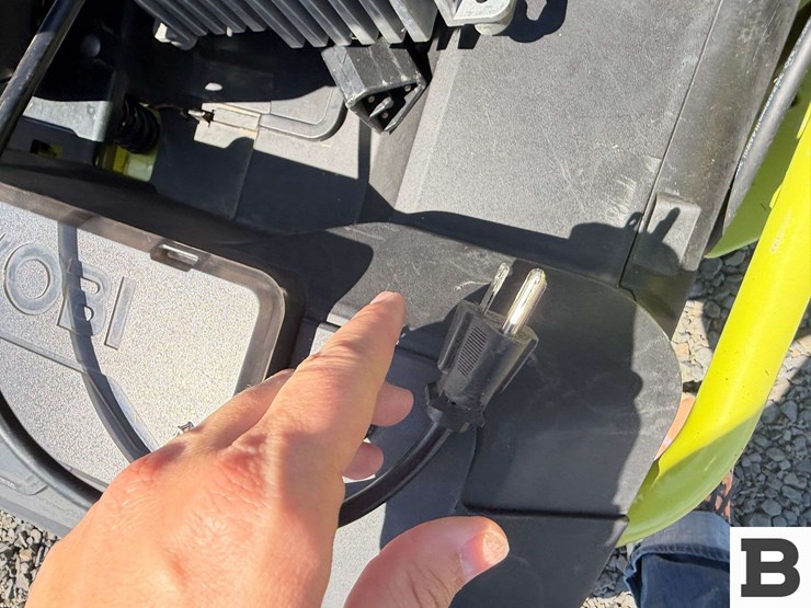 ryobi-zt480ex-electric-zero-turn-mower-image-21