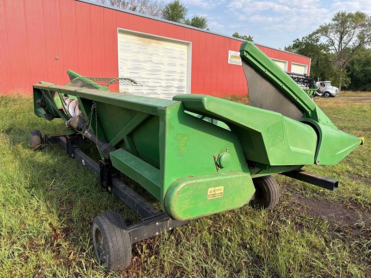 john-deere-8row30-corn-head-image-4