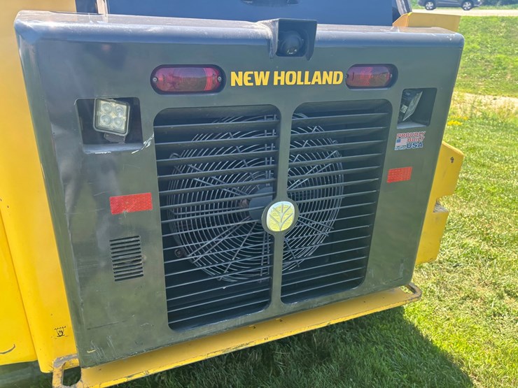 2025-new-holland-c362-image-17