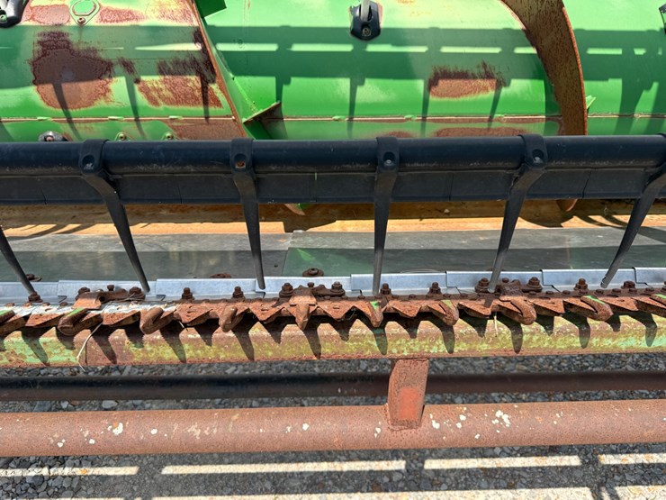 john-deere-630f-image-29