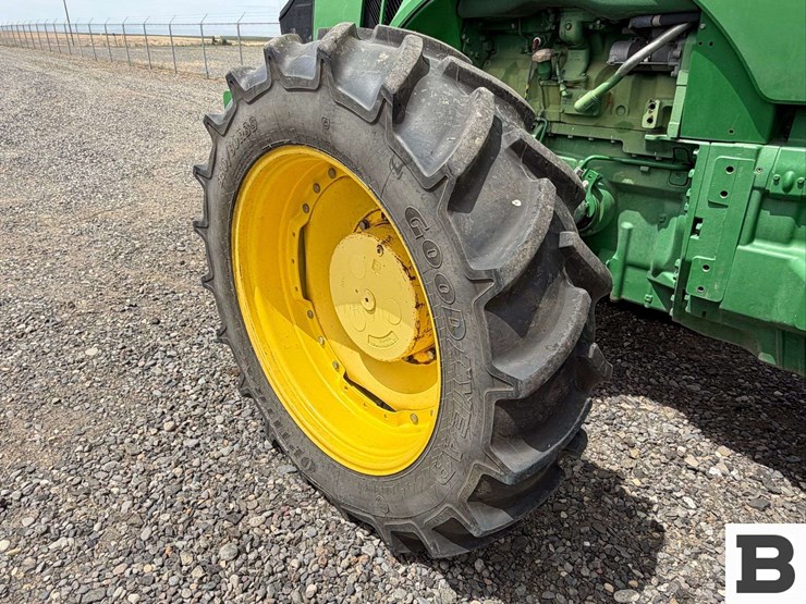 2014-john-deere-8345r-image-20