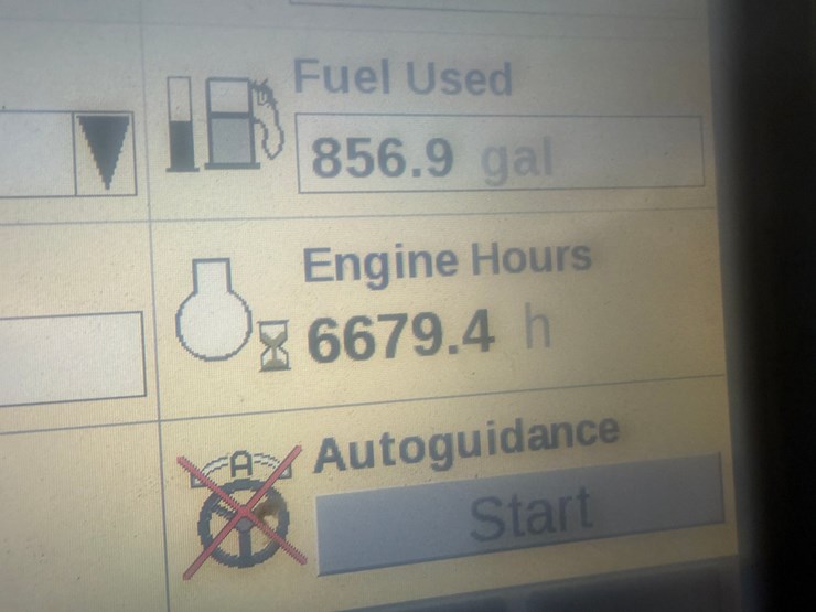 2014-case-ih-470-image-4