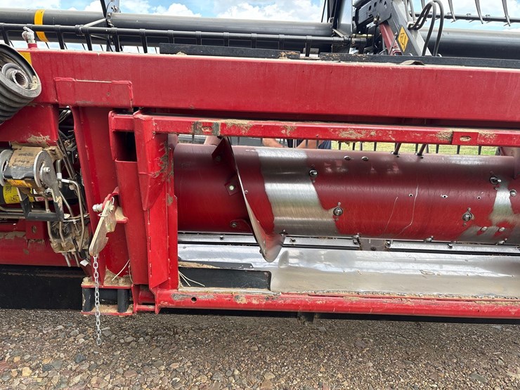 2018-case-ih-3162-image-14