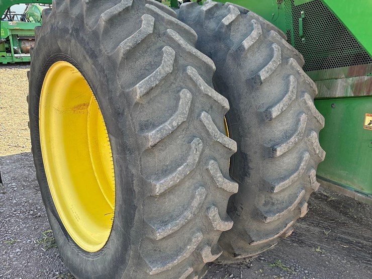 2012-john-deere-s680-image-22
