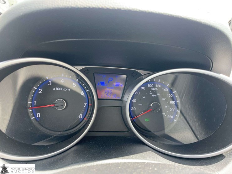 2014-hyundai-tucson-image-12