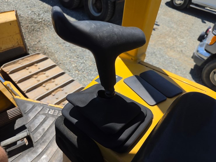 deere-650h-lt-image-39