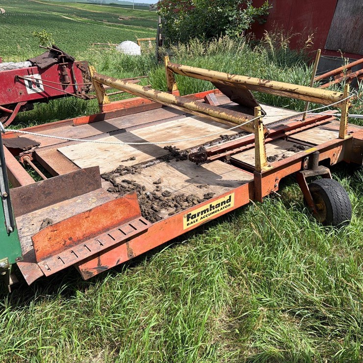 FARMHAND 8 BALE
