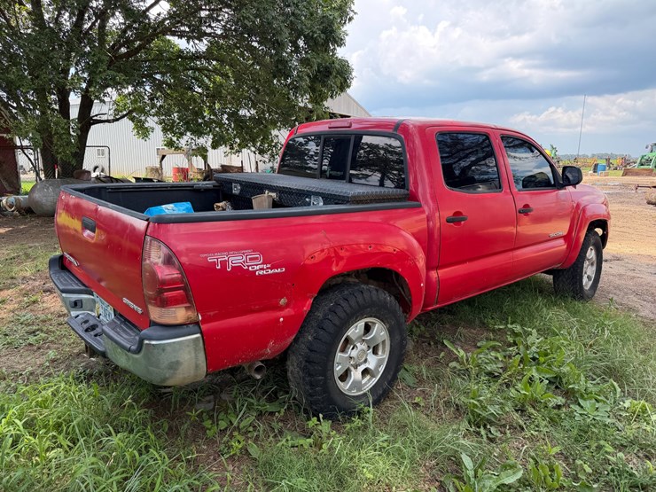 2006-toyota-tacoma-image-3