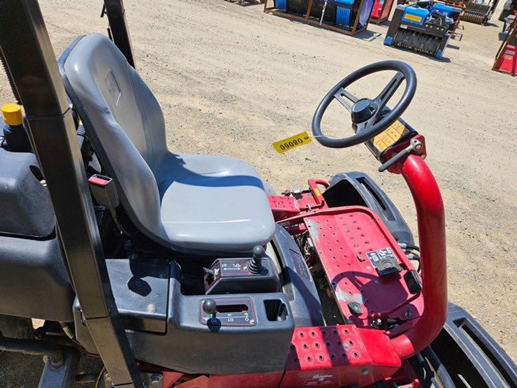 2016-toro-greensmaster-3150-image-22