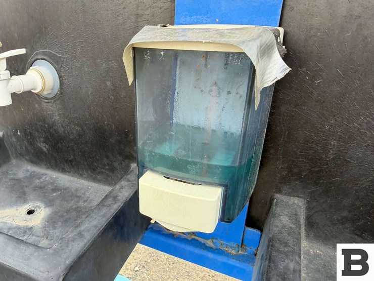 riel-solutions-ws1-mobile-wash-station---zillah,-wa-image-9