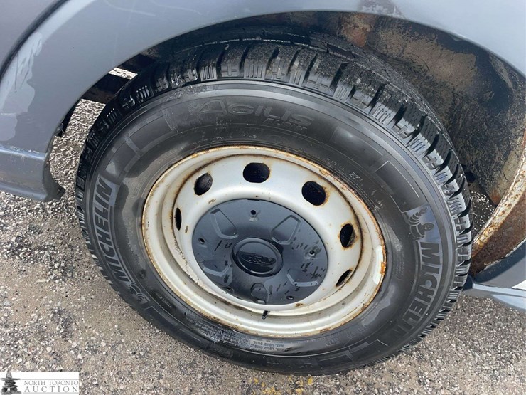 2018-ford-transit-image-24