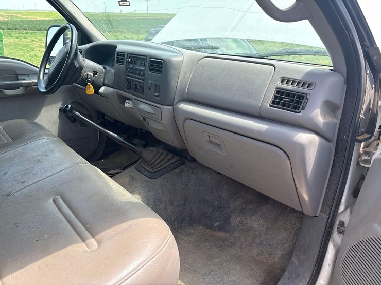 1999-ford-f250-xl-image-47